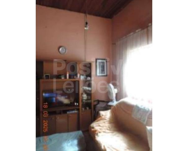 Foto de LOTE 2 - PARTE IDEAL DE 1/12 DE CASAS E UM PRÉDIO RES. E COM. - ATIBAIA/SP