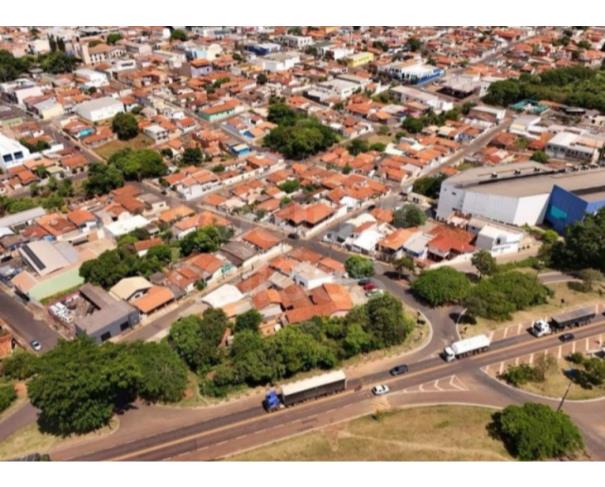 Foto de IMÓVEL RES. - A.T. 409,63M² - ITAÍ/SP