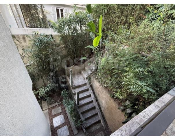 Foto de MANSÃO COM A.T. DE 1.296,37M² - CIDADE JARDIM/SP