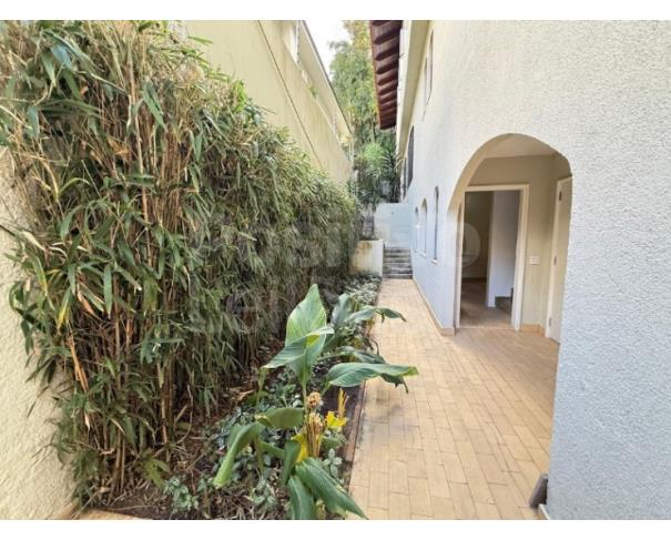 Foto de MANSÃO COM A.T. DE 1.296,37M² - CIDADE JARDIM/SP