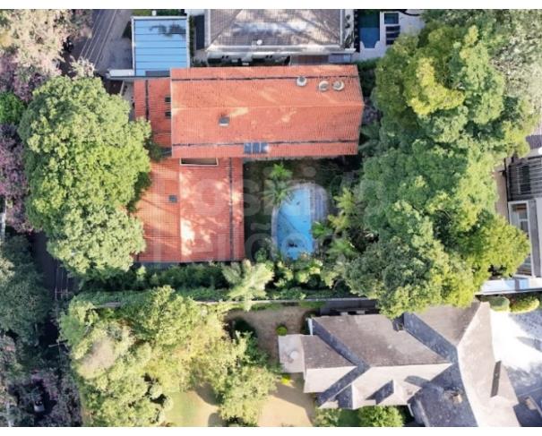 Foto de MANSÃO COM A.T. DE 1.296,37M² - CIDADE JARDIM/SP