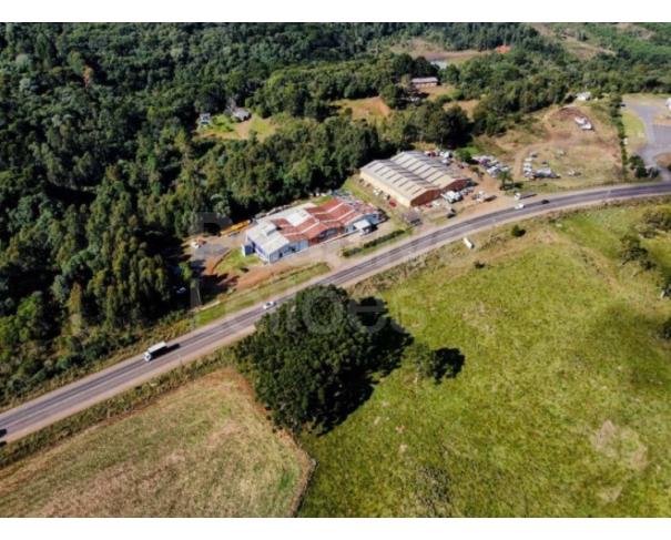 Foto de TERRENO RURAL COM A.T. DE 274.657,49M² - CAÇADOR/SC
