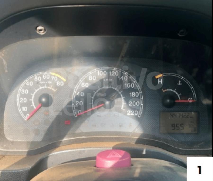 Veículo Fiat Strada Working Ce, Ano/Modelo 2011/2012, Preta, Flex
