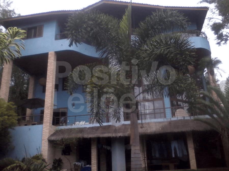 CASA COM A.T. 1.000M² (COND. FECHADO) - EMBU DAS ARTES CASA COM A.T. 1.000M² (COND. FECHADO) - EMBU DAS ARTES, localizado em Embu Das Artes - SP
