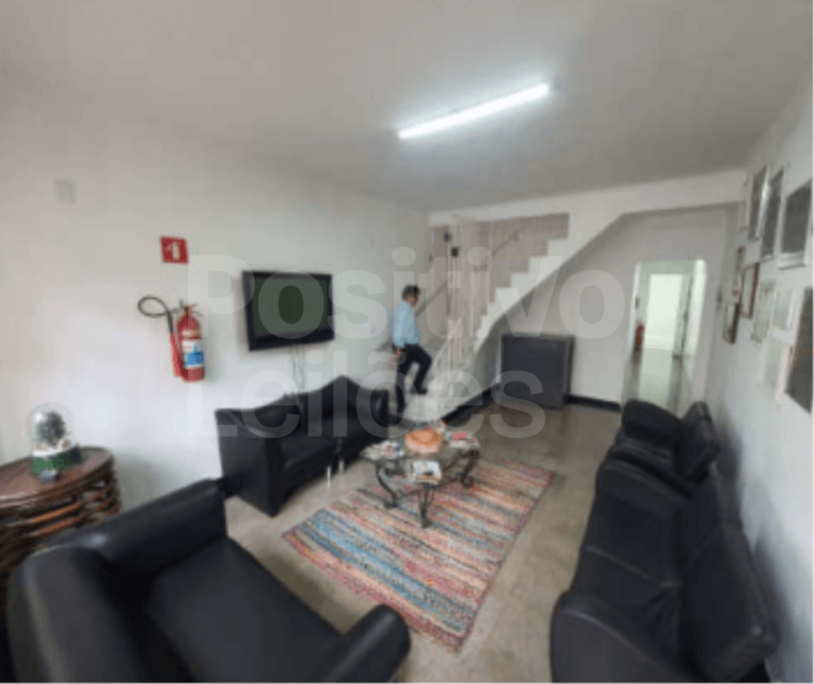 PRÉDIO RES. COM A.T. DE 121,80M² - OSASCO/SP PRÉDIO RES. - A.T. 121,80M² - OSASCO/SP, localizado em Osasco - SP