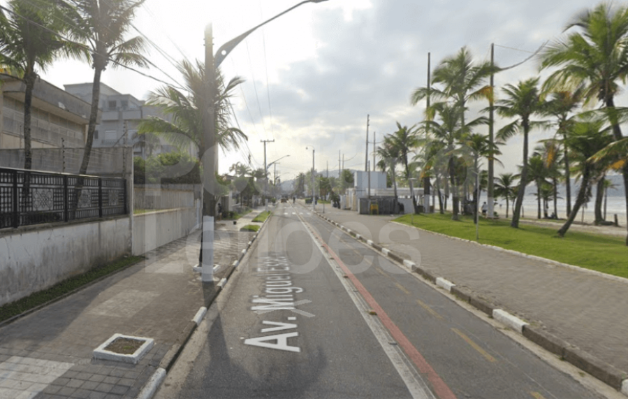 IMÓVEL RES. COM A.T. DE 569,00M² - GUARUJÁ/SP IMÓVEL RES. COM A.T. DE 569,00M² - GUARUJÁ/SP, localizado em Guarujá - SP